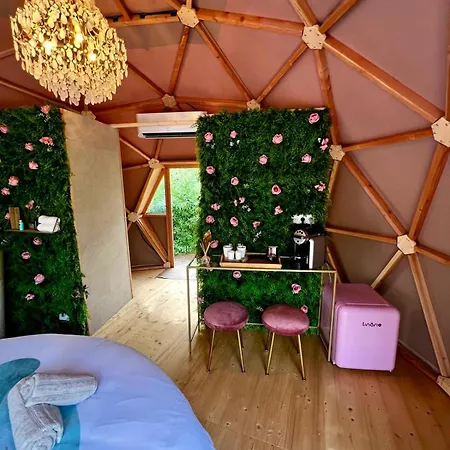 Le Nid D'eliyah, Avec Jacuzzi 15min Disneyland Paris Apartment Nanteuil-les-Meaux