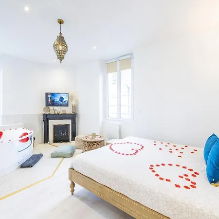 Le Nid D'eliyah, Avec Jacuzzi 15min Disneyland Paris Apartment *