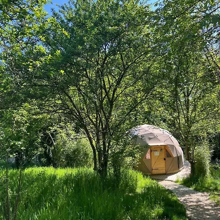 Casa vacanze Le Nid D'eliyah Domes Et Avec Jacuzzis 15min Disneyland