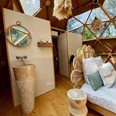 Le Nid D'eliyah Domes Et Avec Jacuzzis 15min Disneyland Nanteuil-lès-Meaux